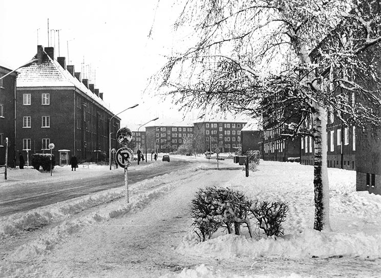 Schnee in der Dr.-Wilhelm-Külz-Straße im Januar 1977